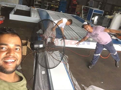 Mae Cwsmer Awstralia Yn Gosod Bwth Paent